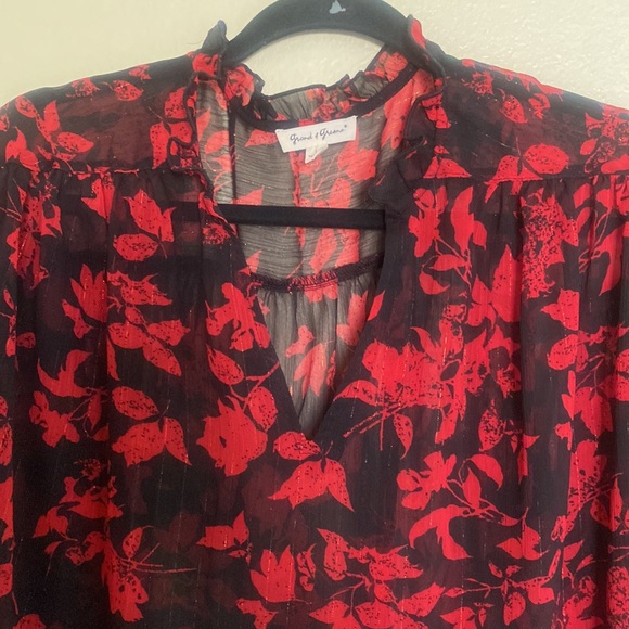 Grand & Greene Blouse - Picture 2 of 3